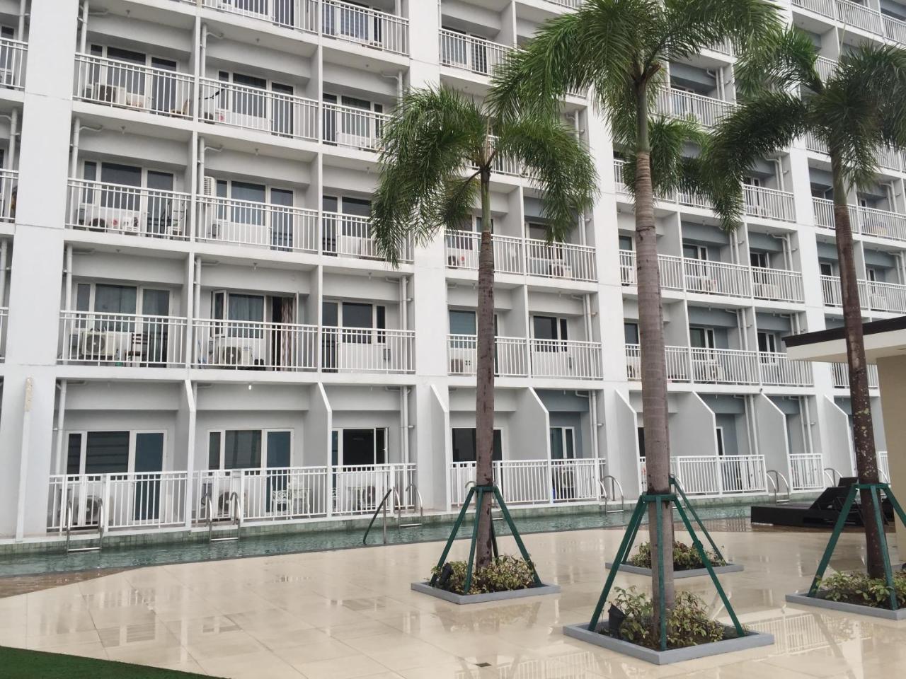 Breeze Residences Condotel Pasay Exterior foto